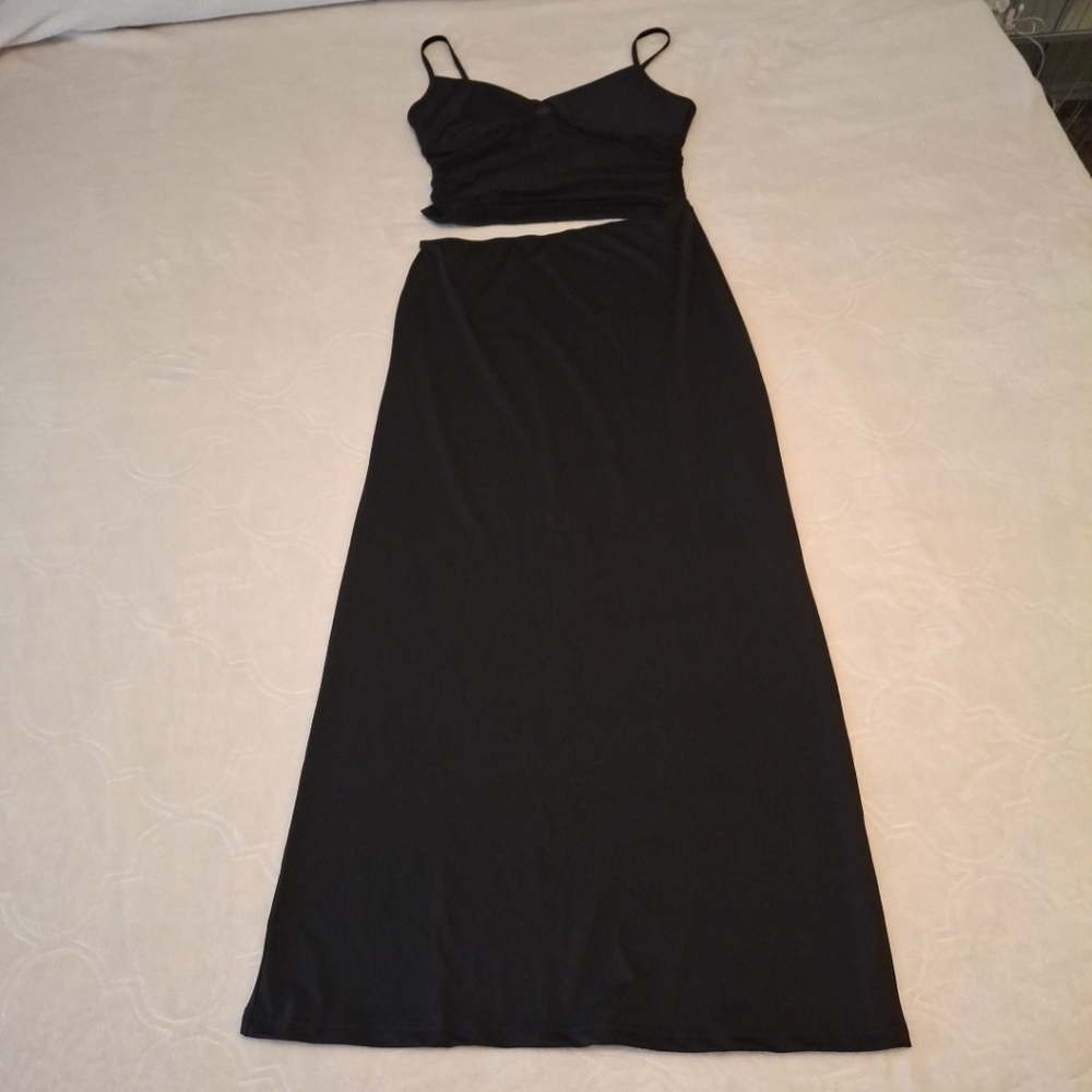 Elegant Black Maxi Dress